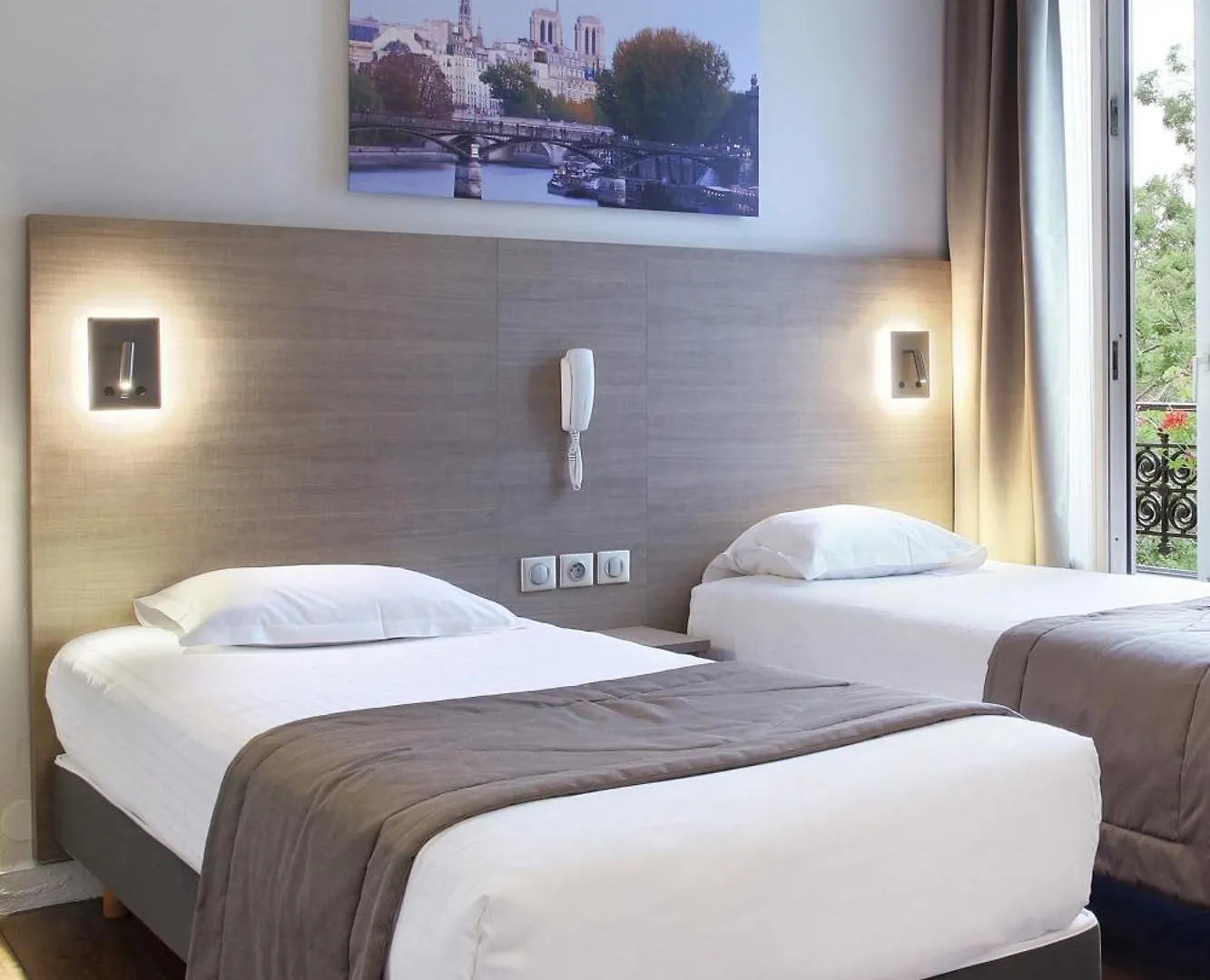 Lux Picpus Hotel 3*